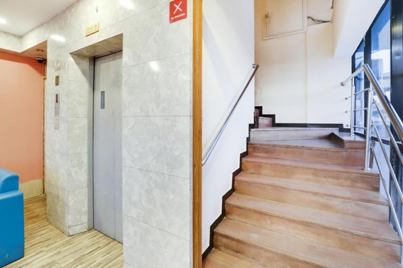 Oyo Hotel Dash Vadódara Exteriér fotografie